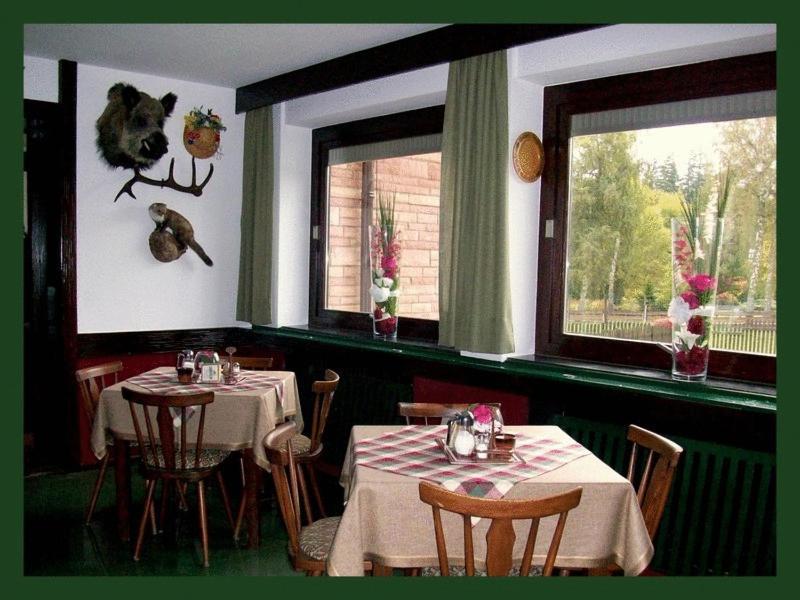 Hotel-Restaurant Johanniskreuz Trippstadt المظهر الخارجي الصورة