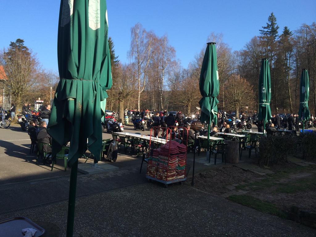 Hotel-Restaurant Johanniskreuz Trippstadt المظهر الخارجي الصورة