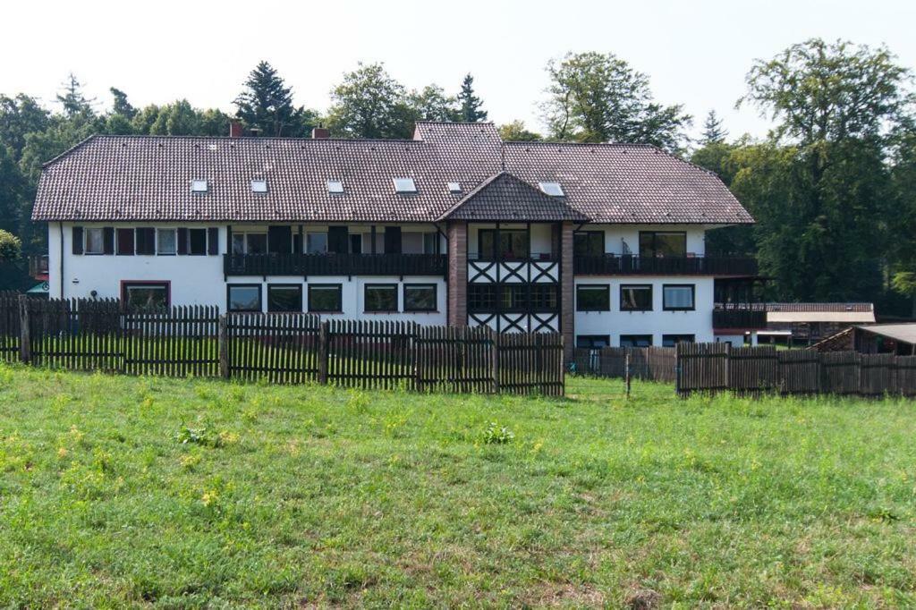 Hotel-Restaurant Johanniskreuz Trippstadt المظهر الخارجي الصورة