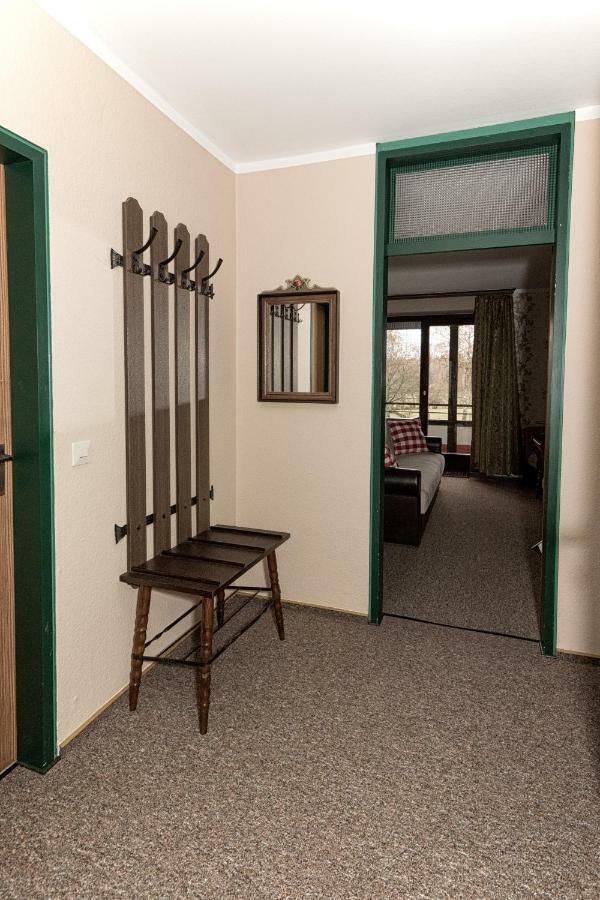 Hotel-Restaurant Johanniskreuz Trippstadt المظهر الخارجي الصورة